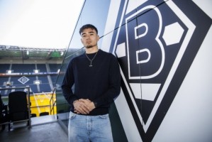 开云体育app下载-韩国归化中场：在家里学会唱韩国国歌 争取10月代表韩国踢巴西队