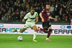 开云体育-记者：费内巴切再次尝试签劳里恩特，萨索洛要价2000万欧